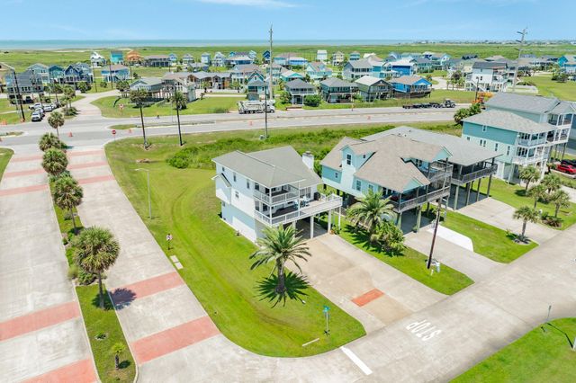 25138 Intrepid Lane, Galveston, TX 77554