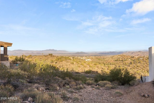 10621 N MOUNTAIN VISTA Court, Fountain Hills, AZ 85268