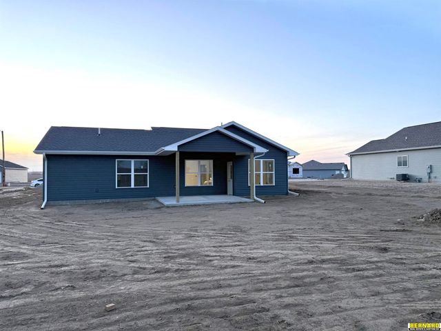 1719 Morgan Drive, Nebraska City, NE 68410