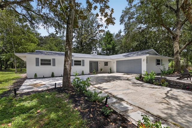 300 SCOTT ROAD, Geneva, FL 32732