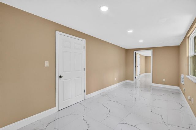 300 SCOTT ROAD, Geneva, FL 32732