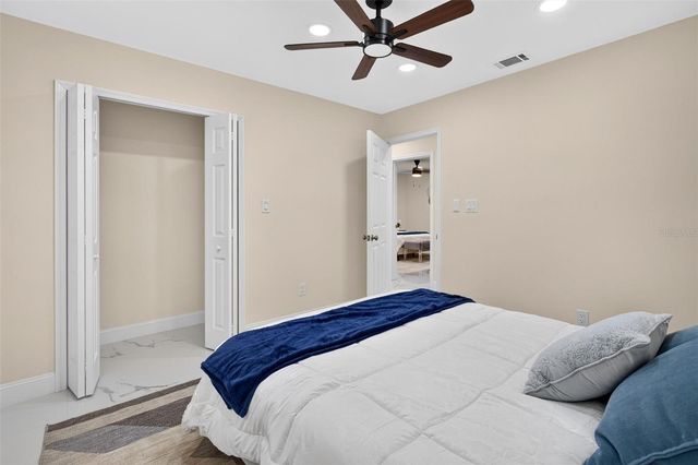 300 SCOTT ROAD, Geneva, FL 32732