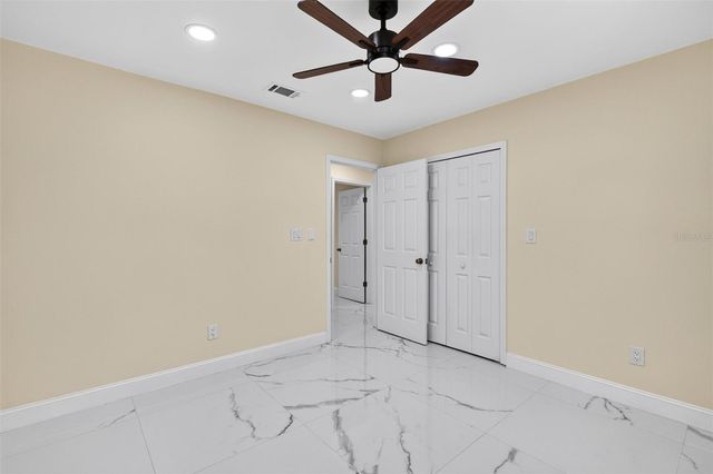 300 SCOTT ROAD, Geneva, FL 32732