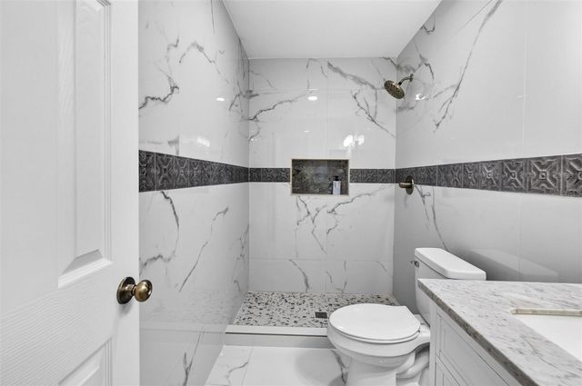 300 SCOTT ROAD, Geneva, FL 32732