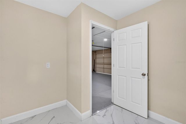 300 SCOTT ROAD, Geneva, FL 32732