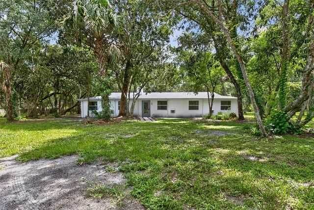 300 SCOTT ROAD, Geneva, FL 32732