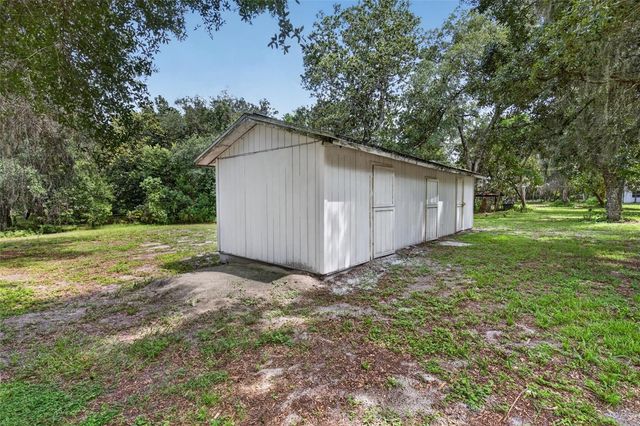 300 SCOTT ROAD, Geneva, FL 32732