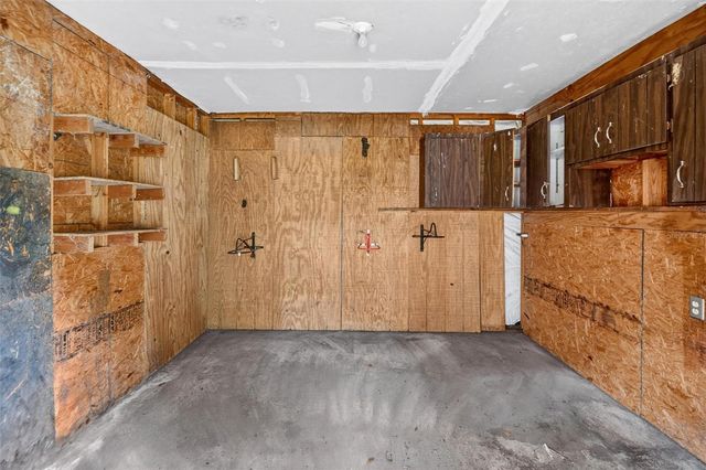 300 SCOTT ROAD, Geneva, FL 32732