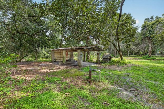 300 SCOTT ROAD, Geneva, FL 32732