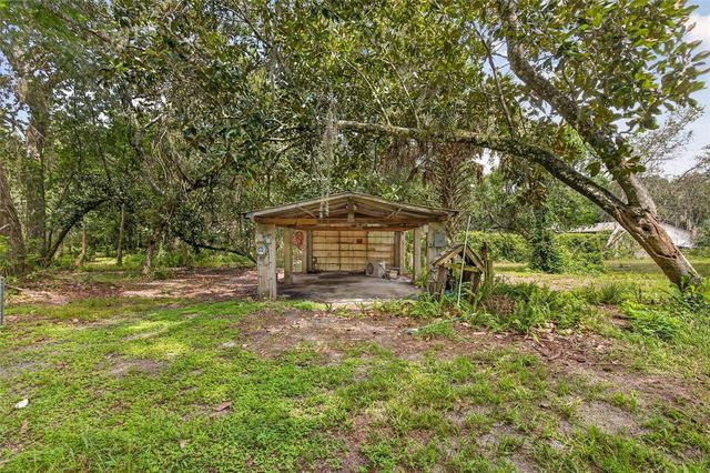 300 SCOTT ROAD, Geneva, FL 32732
