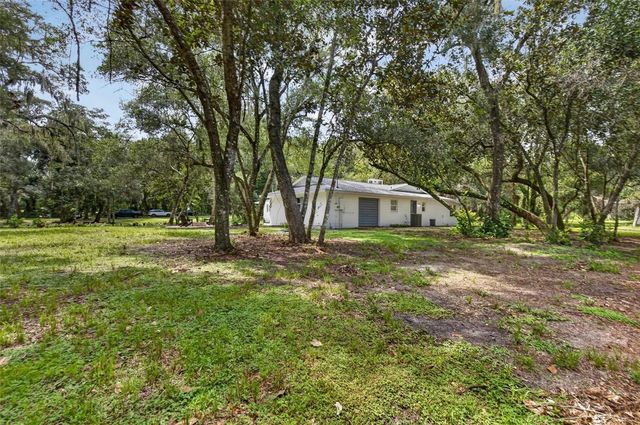 300 SCOTT ROAD, Geneva, FL 32732