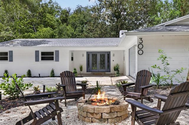300 SCOTT ROAD, Geneva, FL 32732