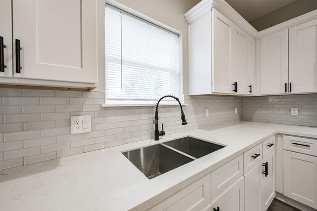 4405 Mallow Street, Houston, TX 77051