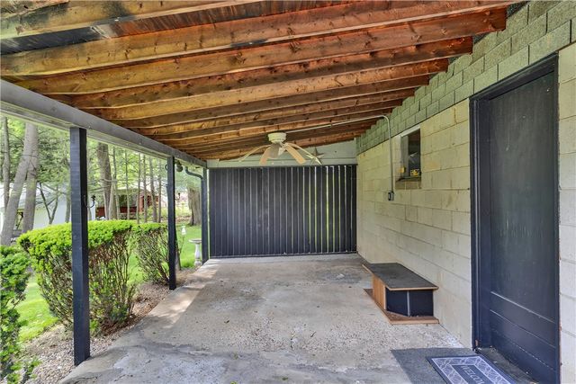 212 Shady Ave, Cheswick, PA 15024