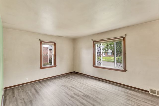 212 Shady Ave, Cheswick, PA 15024