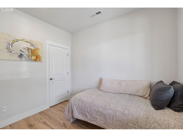11228 Sw STOCKHOLM Dr, Wilsonville, OR 97070