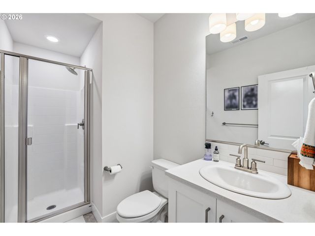 11228 Sw STOCKHOLM Dr, Wilsonville, OR 97070