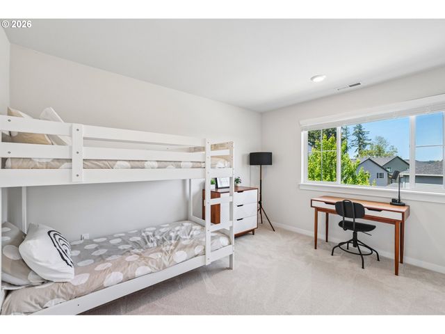 11228 Sw STOCKHOLM Dr, Wilsonville, OR 97070