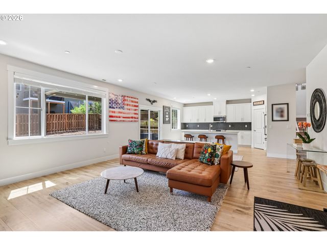 11228 Sw STOCKHOLM Dr, Wilsonville, OR 97070
