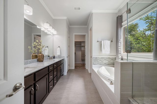 313 Escondido DR, Georgetown, TX 78633