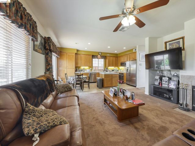 3436 Chaplet St, San Leandro, CA 94577