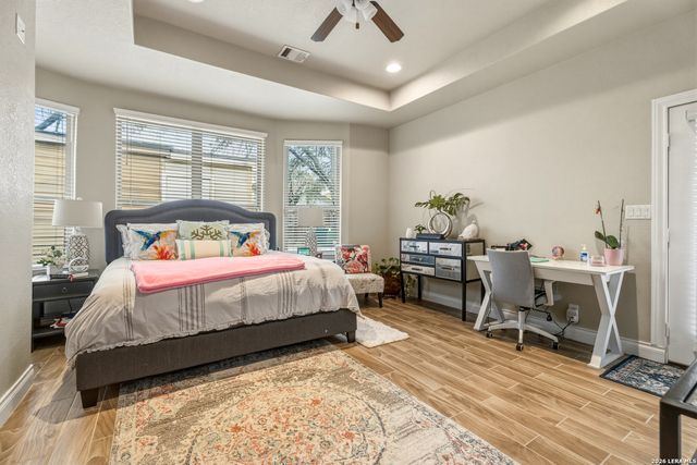 9927 E Sandy Field, San Antonio, TX 78245