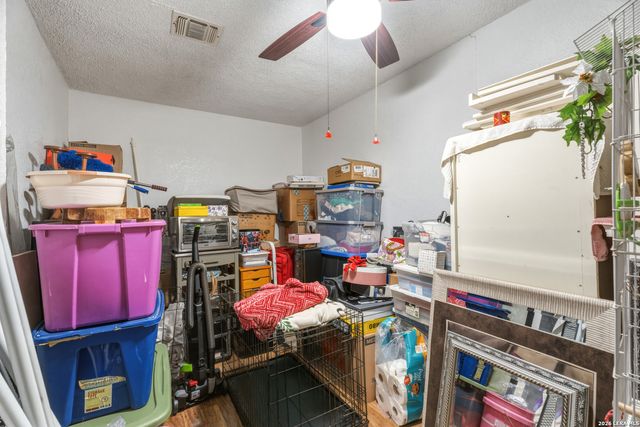 9927 E Sandy Field, San Antonio, TX 78245