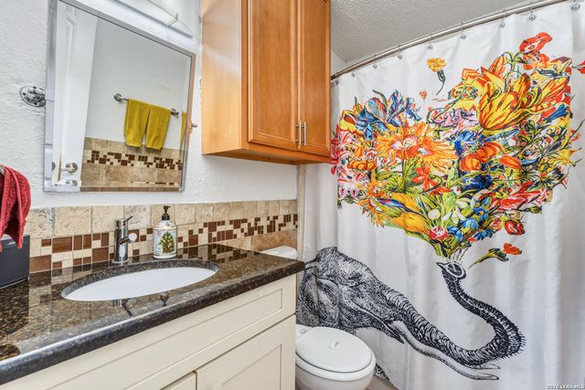 9927 E Sandy Field, San Antonio, TX 78245