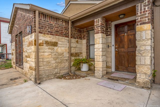 9927 E Sandy Field, San Antonio, TX 78245