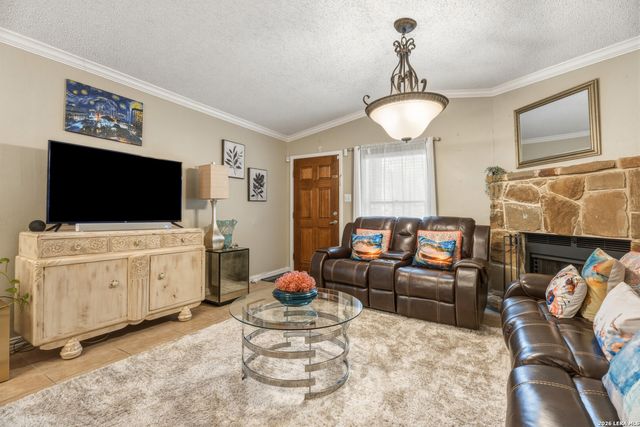 9927 E Sandy Field, San Antonio, TX 78245