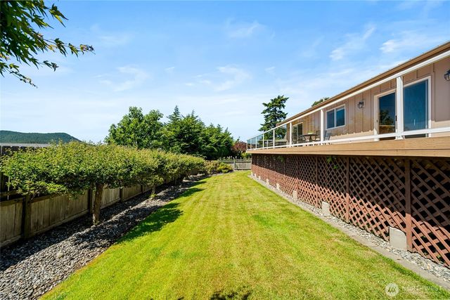 5305 Sterling Drive, Anacortes, WA 98221