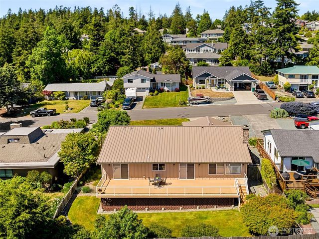 5305 Sterling Drive, Anacortes, WA 98221