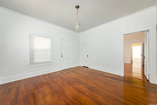 204 SE 3rd Street, England, AR 72046