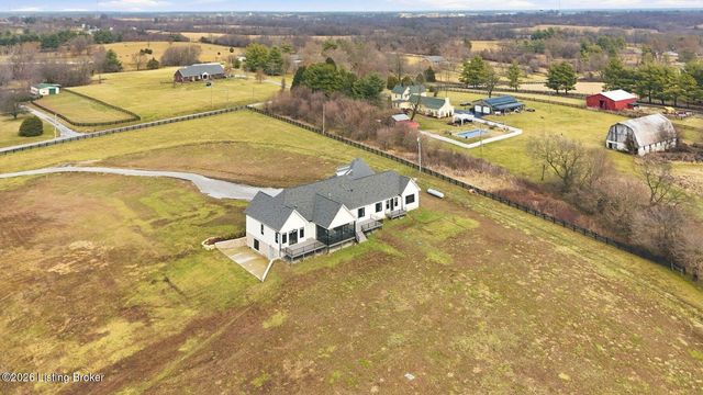 2259 Taylor Wood Rd, Simpsonville, KY 40067
