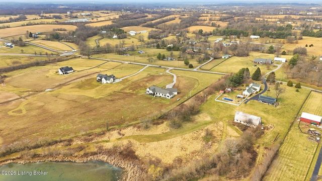 2259 Taylor Wood Rd, Simpsonville, KY 40067