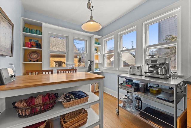 4832 N Newhall STREET, Whitefish Bay, WI 53217