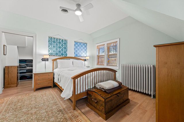 4832 N Newhall STREET, Whitefish Bay, WI 53217