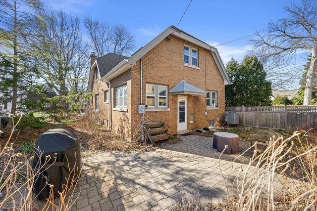 4832 N Newhall STREET, Whitefish Bay, WI 53217