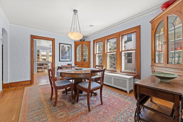 4832 N Newhall STREET, Whitefish Bay, WI 53217