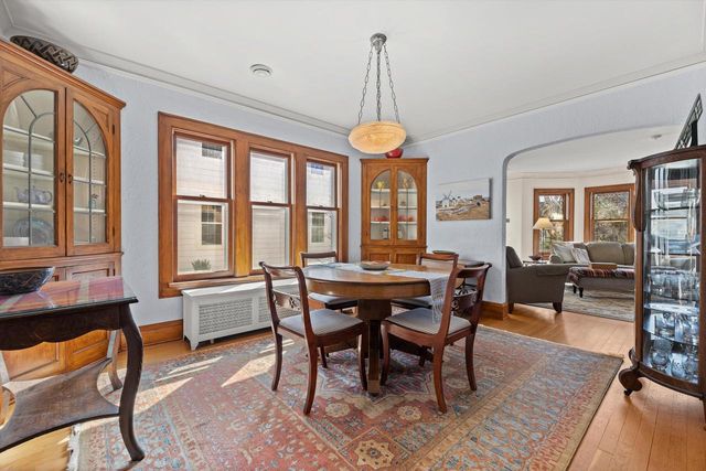 4832 N Newhall STREET, Whitefish Bay, WI 53217