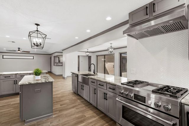 3031 Fairway Drive, Sugar Land, TX 77478