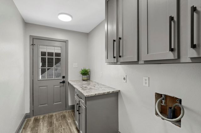 3031 Fairway Drive, Sugar Land, TX 77478