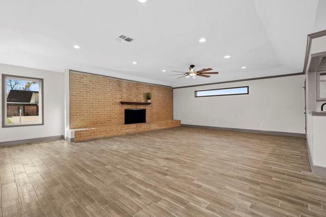 3031 Fairway Drive, Sugar Land, TX 77478