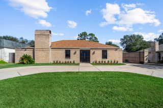 3031 Fairway Drive, Sugar Land, TX 77478