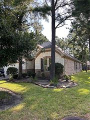 175 W New Harmony Trail, Spring, TX 77389