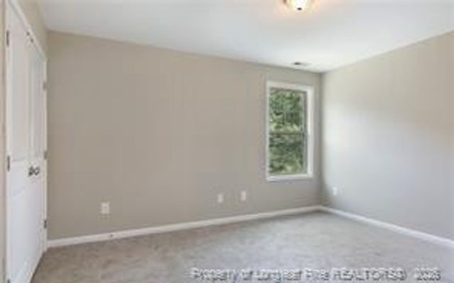 377 Roanoke Drive, Raeford, NC 28376