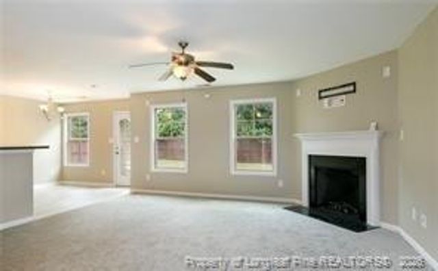 377 Roanoke Drive, Raeford, NC 28376