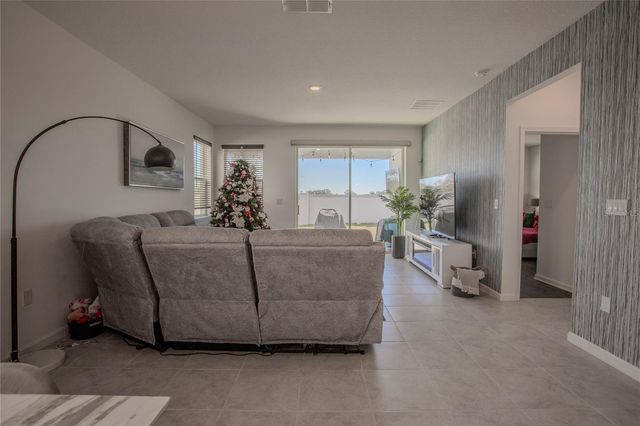 4724 CRAGMERE LOOP, Clermont, FL 34711