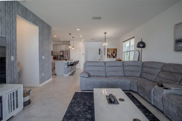 4724 CRAGMERE LOOP, Clermont, FL 34711