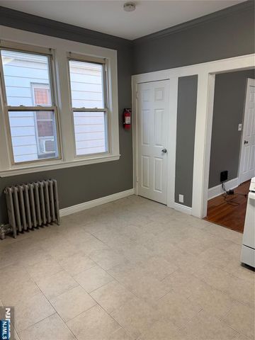 185 Linden Avenue, Irvington, NJ 07111